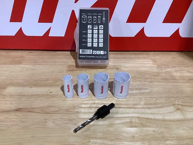 Makita gatenzaagset - afbeelding 2 van  4