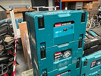 Makita gereedschapskoffer (6x) en 2x makita dc18rd acculader - afbeelding 1 van  8