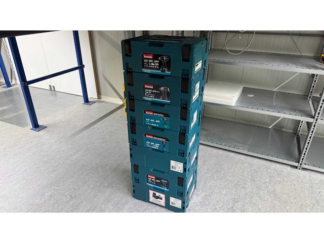 Makita gereedschapskoffer (7x) - afbeelding 1 van  8