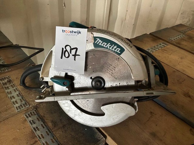 Makita gereedschapsset - afbeelding 1 van  3