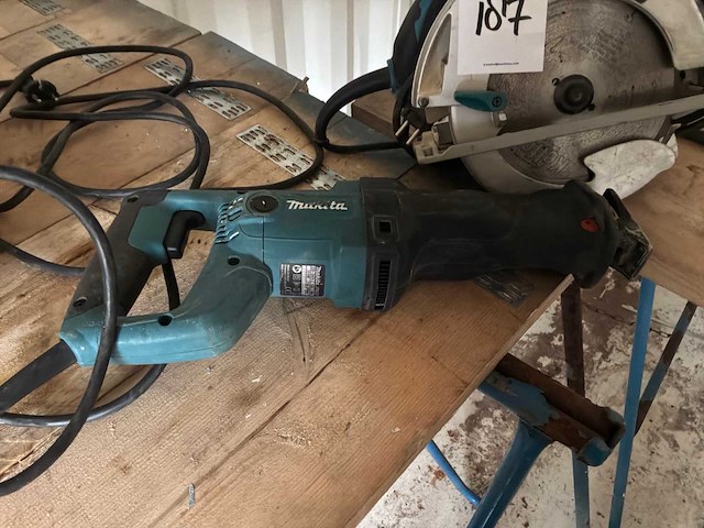 Makita gereedschapsset - afbeelding 2 van  3