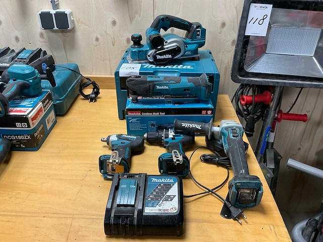 Makita gereedschapsset - afbeelding 1 van  6