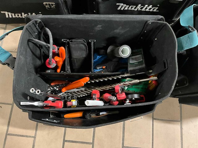 Makita gereedschapstas met inhoud (4x) - afbeelding 3 van  8
