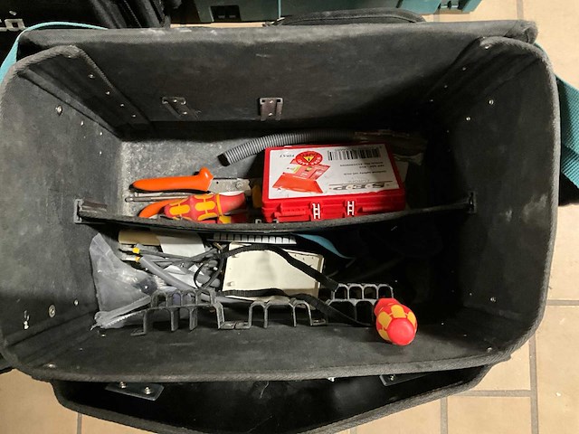 Makita gereedschapstas met inhoud (4x) - afbeelding 6 van  8