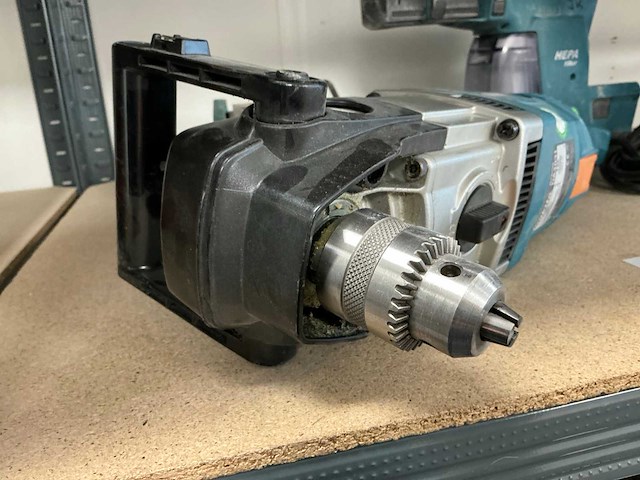 Makita haakse boormachine en stofafzuigsysteem - afbeelding 3 van  7
