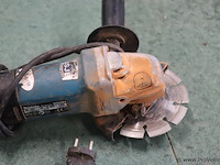 Makita haakse slijper type 9565h - afbeelding 3 van  4