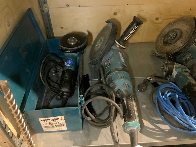 Makita haakse slijpmachine (2x) - afbeelding 2 van  2