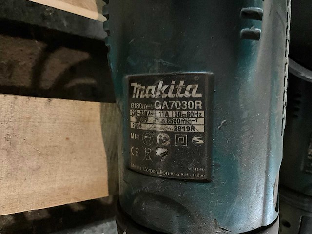 Makita haakse slijpmachine (3x) - afbeelding 6 van  6