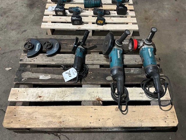 Makita haakse slijpmachine (3x) - afbeelding 2 van  5