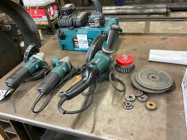 Makita haakse slijpmachine (3x) - afbeelding 6 van  10