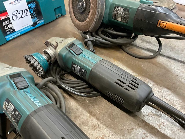 Makita haakse slijpmachine (3x) - afbeelding 8 van  10
