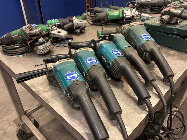 Makita haakse slijpmachine (5x) - afbeelding 1 van  4