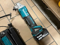 Makita haakse slijpmachine en luchtpomp - afbeelding 5 van  6