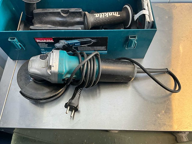 Makita haakse slijpmachine - afbeelding 2 van  5