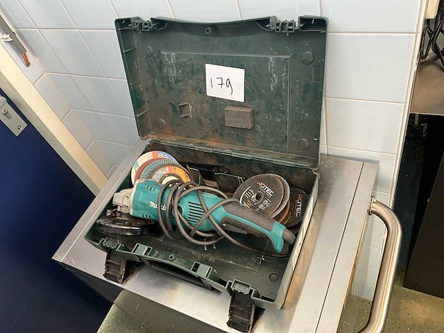 Makita haakse slijpmachine - afbeelding 1 van  4