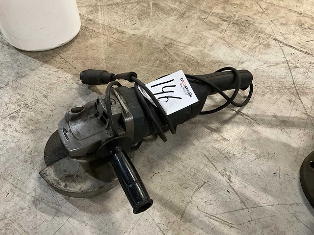 Makita haakse slijpmachine - afbeelding 1 van  4