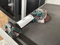 Makita haakse slijpmachine - afbeelding 1 van  2