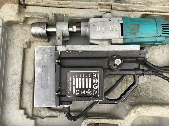 Makita hb500 magnetische boormachine - afbeelding 2 van  2