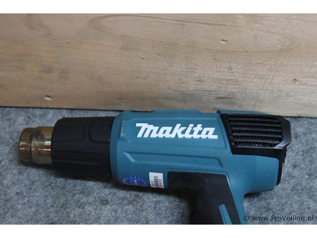 Makita heteluchtpistool hg6531c incl. opbergkoffer - afbeelding 1 van  8
