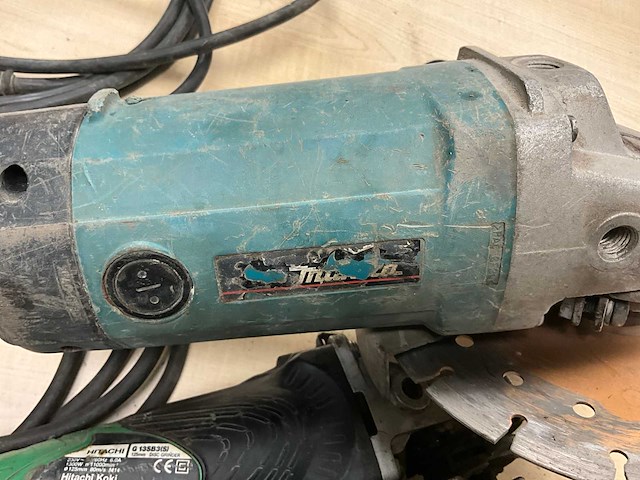 Makita hitachi slijptol (2x) - afbeelding 3 van  4