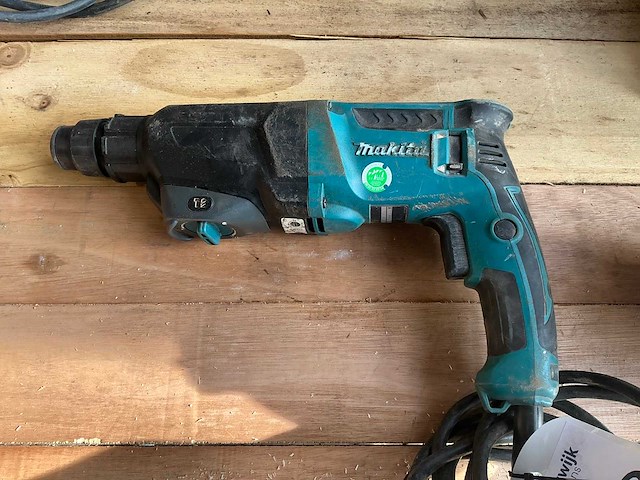 Makita hr2610 boorhamer met beitelfunctie - afbeelding 1 van  6