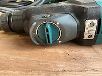 Makita hr2610 boorhamer met beitelfunctie - afbeelding 3 van  6