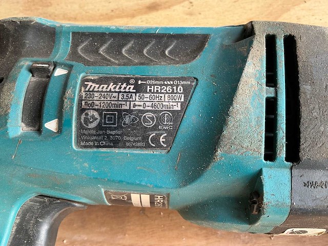 Makita hr2610 boorhamer met beitelfunctie - afbeelding 6 van  6