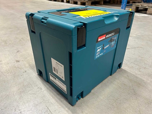 Makita hr2653tj combihamer met stofafzuigunit - afbeelding 1 van  3