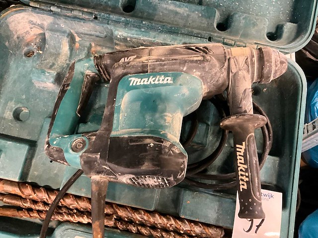 Makita hr3210c boor-/ breekhamer (2x) - afbeelding 4 van  5