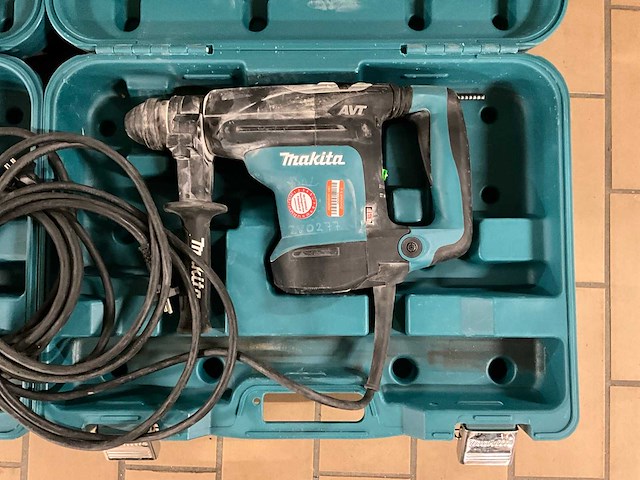Makita hr3210c boorhamer (2x) - afbeelding 4 van  5