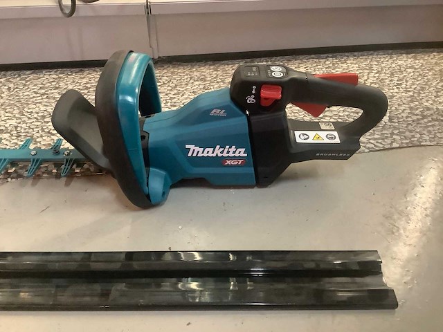 Makita hs008 heggenschaar - afbeelding 4 van  5