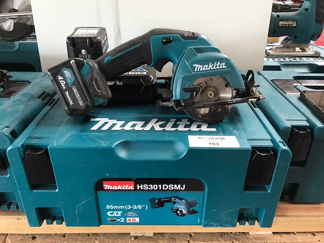 Makita hs301dsmj handcirkelzaagmachine - afbeelding 1 van  4