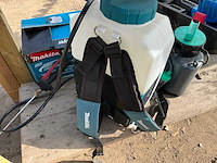 Makita ip 54 rugspuit - afbeelding 2 van  2