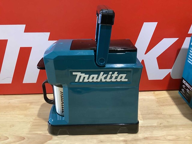 Makita koffiemachine op accu - afbeelding 13 van  15