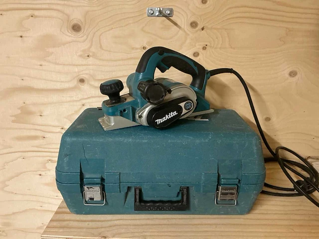 Makita kp0810c schaafmachine - afbeelding 1 van  4