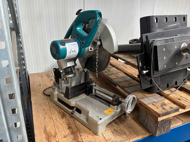 Makita lc1230 afkortzaag - afbeelding 1 van  6