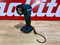 Makita led zaklamp op accu