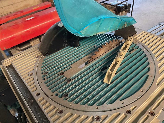 Makita lf1000 flipper afkort-/tafelcirkelzaag - afbeelding 2 van  3