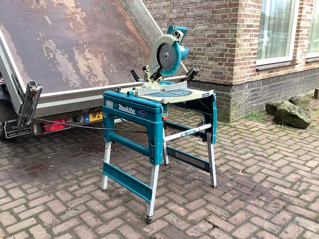Makita lf1000 zaagtafel - afbeelding 1 van  5