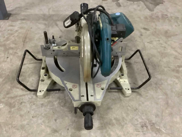 Makita ls 1013 f afkortcirkelzaagmachine - afbeelding 3 van  5