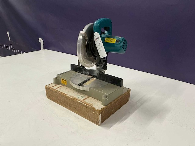 Makita ls0810 afkortcirkelzaagmachine - afbeelding 1 van  5