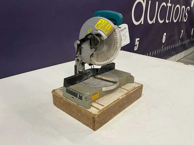 Makita ls0810 afkortcirkelzaagmachine - afbeelding 2 van  5