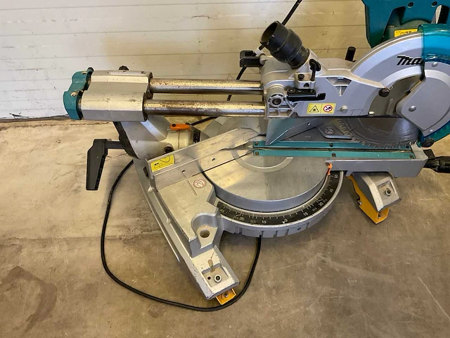 Makita ls1018l afkort- en verstekzaag - afbeelding 3 van  7