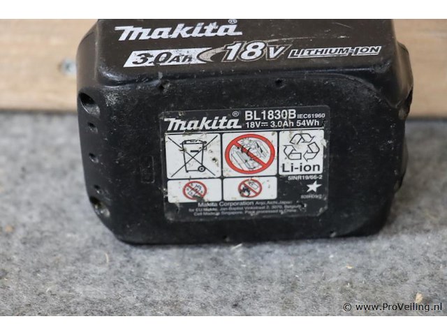 Makita lxt accu, 18v, 3.0ah - afbeelding 3 van  3