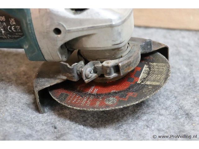 Makita lxt accu haakse slijper dga506, 18v - afbeelding 4 van  5