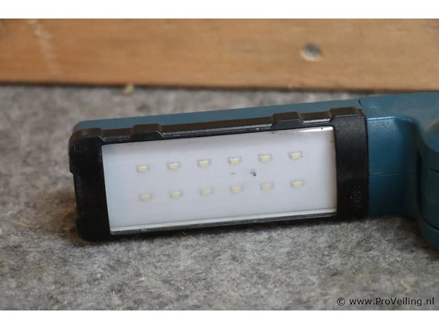 Makita lxt accu lamp dml801 gm00001212, 18v - afbeelding 2 van  6