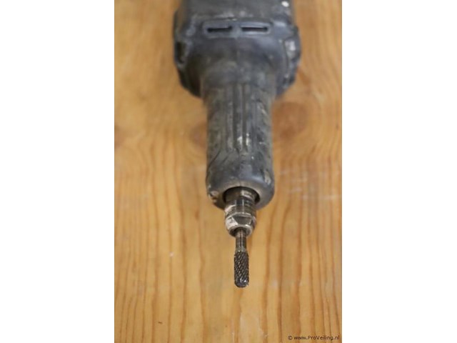 Makita lxt accu rechte slijper dgd800, 18v - afbeelding 2 van  5