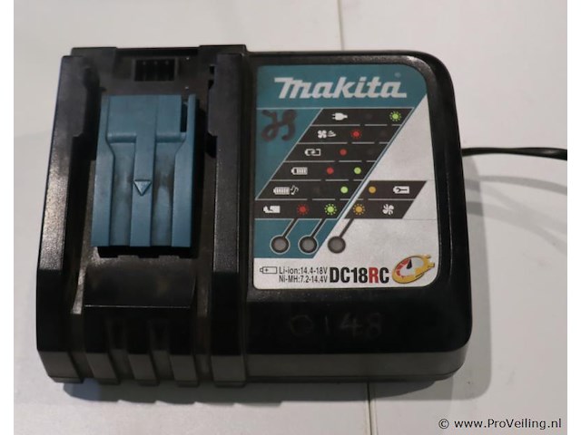 Makita lxt acculader dc18rc - afbeelding 1 van  4