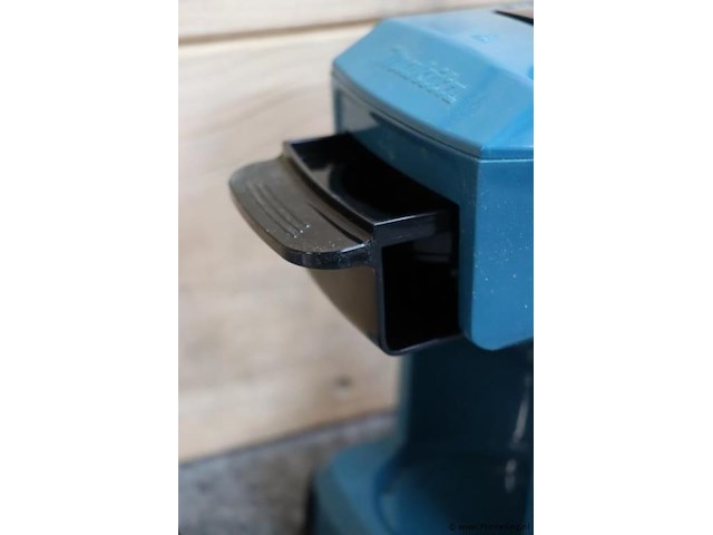Makita lxt / cxt accu koffiemachine dcm501 - afbeelding 7 van  9