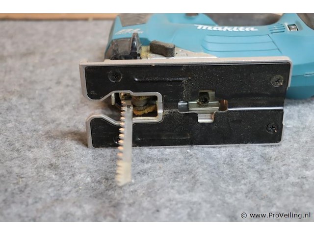 Makita lxt decoupeerzaag djv182, 18v - afbeelding 2 van  5